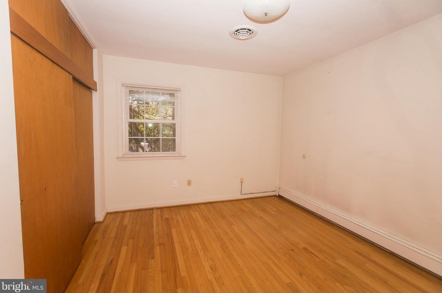 705 Hain Ave, Reading PA 19605-2157 exterior