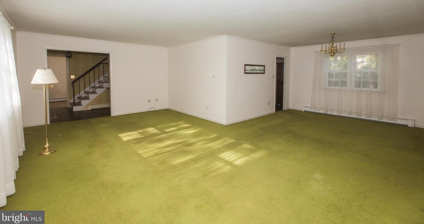 705 Hain Ave, Reading PA 19605-2157 exterior