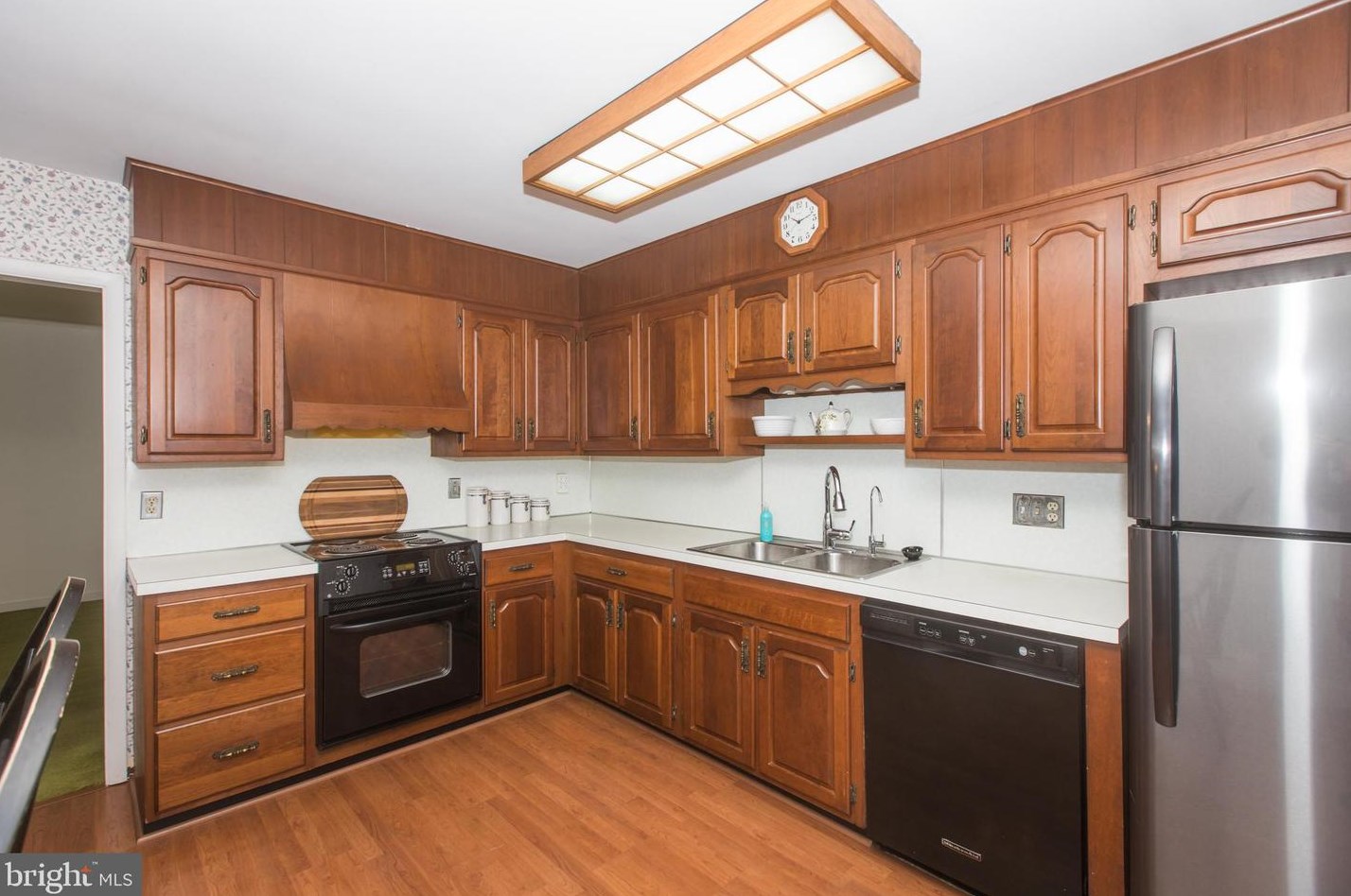 705 Hain Ave, Reading PA 19605-2157 exterior