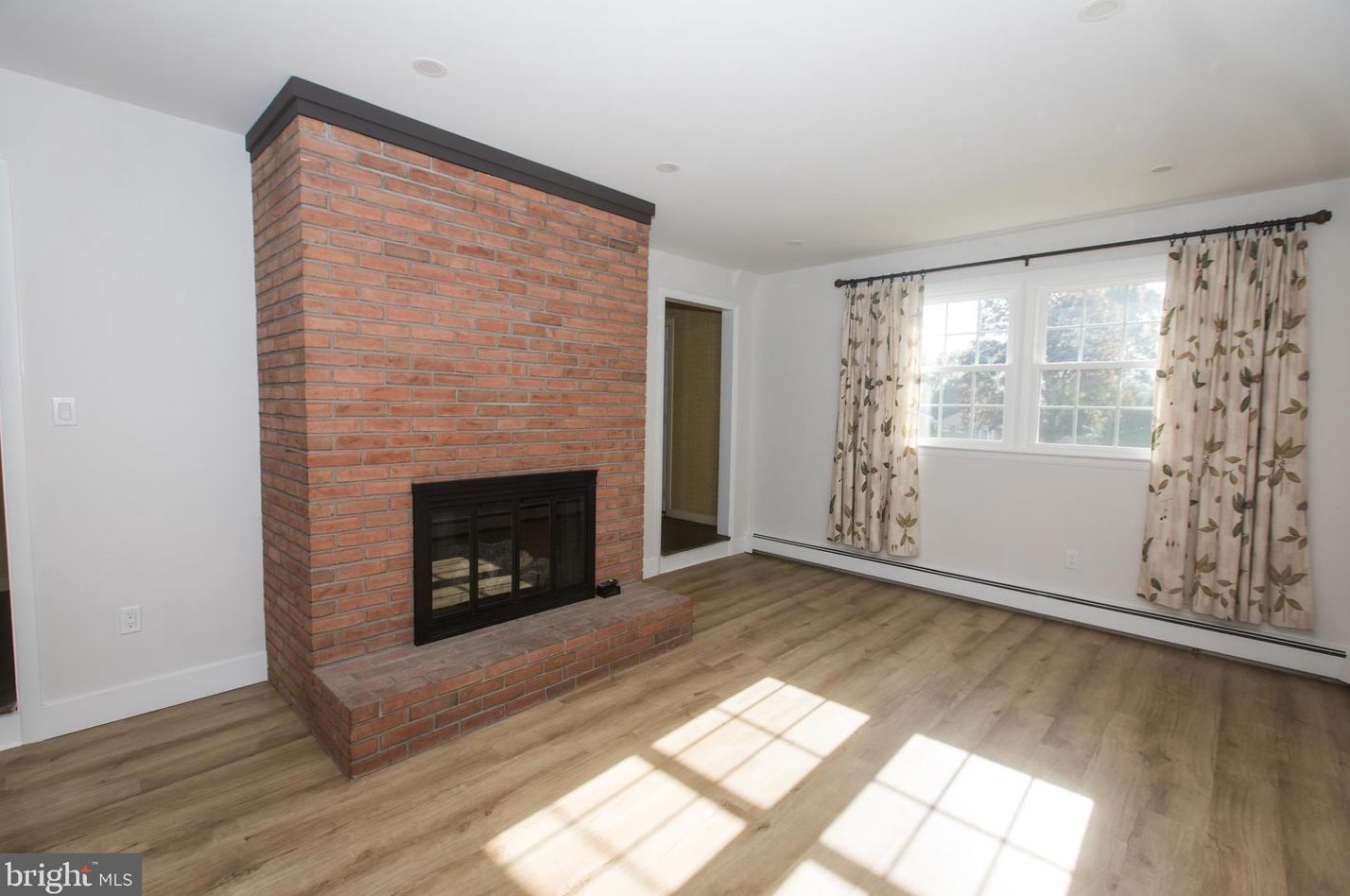 705 Hain Ave, Reading PA 19605-2157 exterior