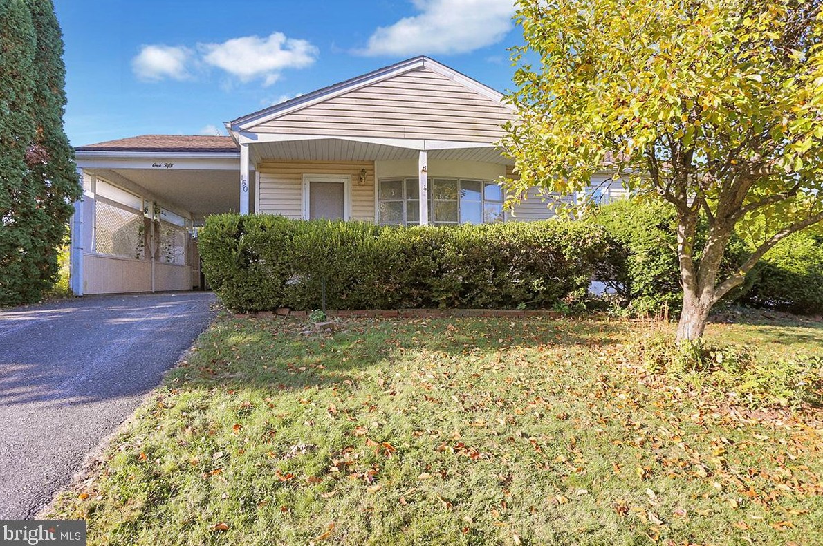 150 Kerrick Rd, Reading, PA 19607-3222