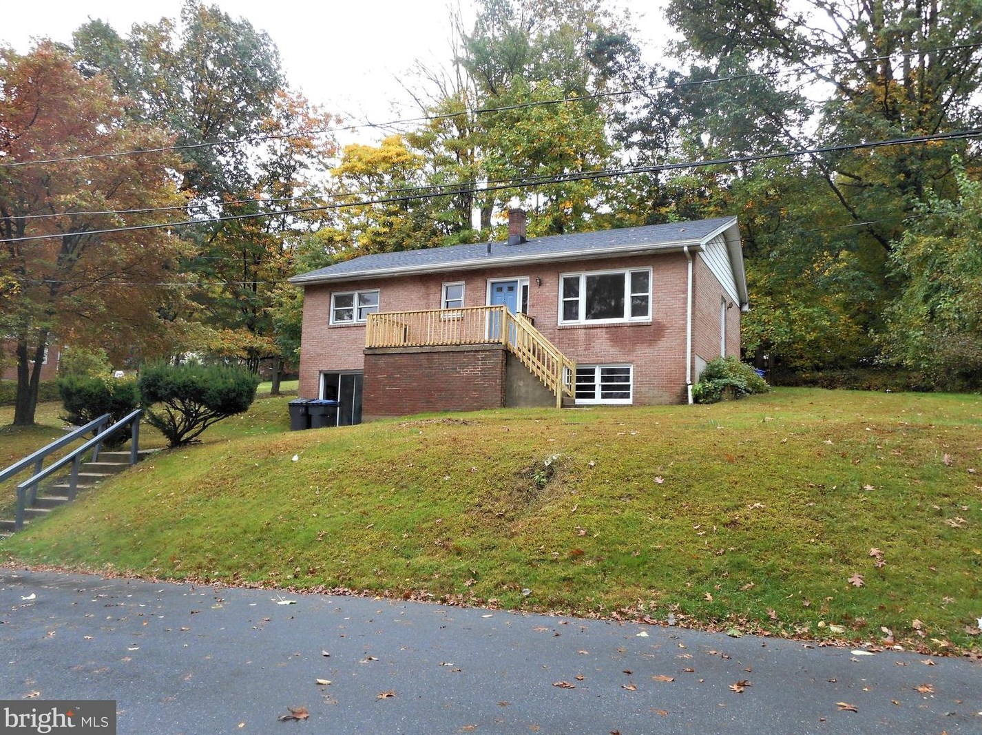 1103 Bedford Ave, Reading, PA 19607-2303
