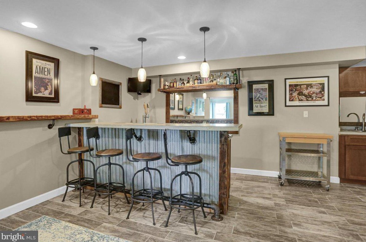 129 Herington Dr, Reading PA 19608-9067 exterior