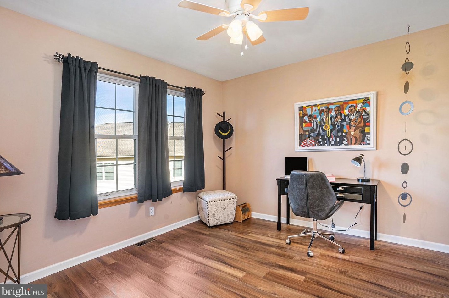 8 Weiser Ct, Womelsdorf PA  19567-1437 exterior