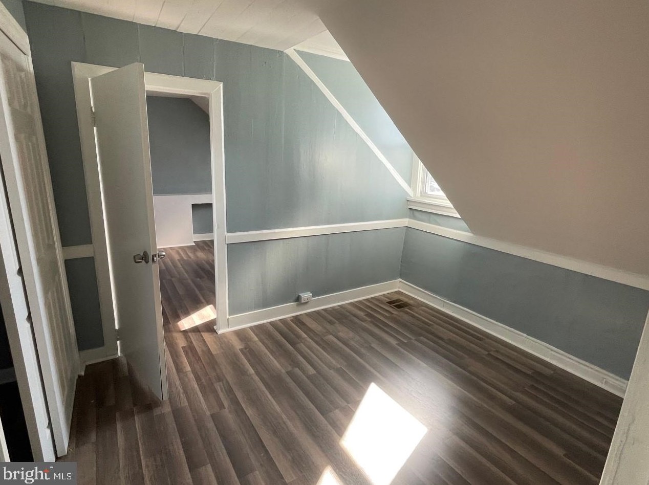 3015 Kutztown Rd, Reading PA  19605-2658 exterior