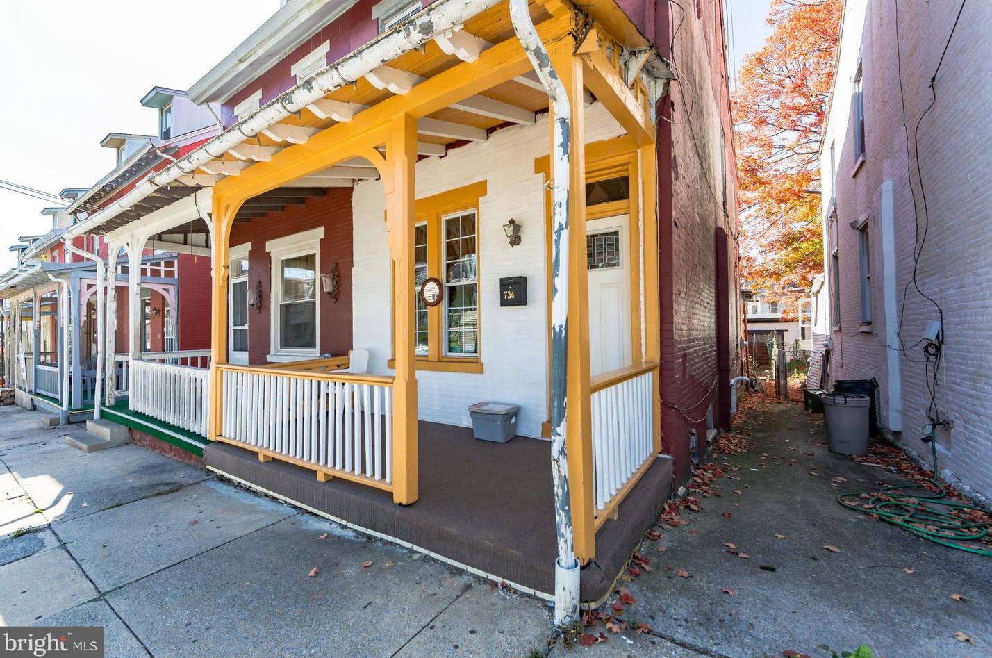 734 Thorn St, Reading, PA 19601-2519