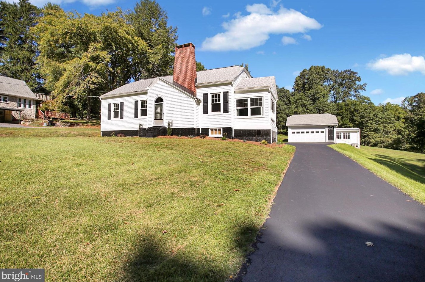 475 Angora Rd, Reading, PA 19606-9618