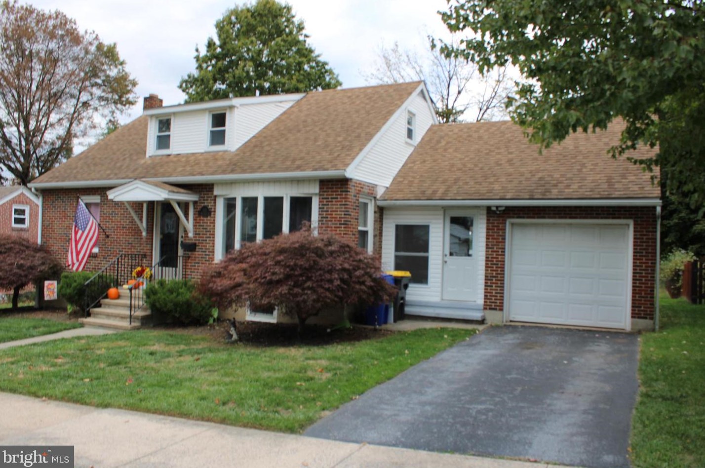 123 Washington St, Wernersville, PA 19565-2125