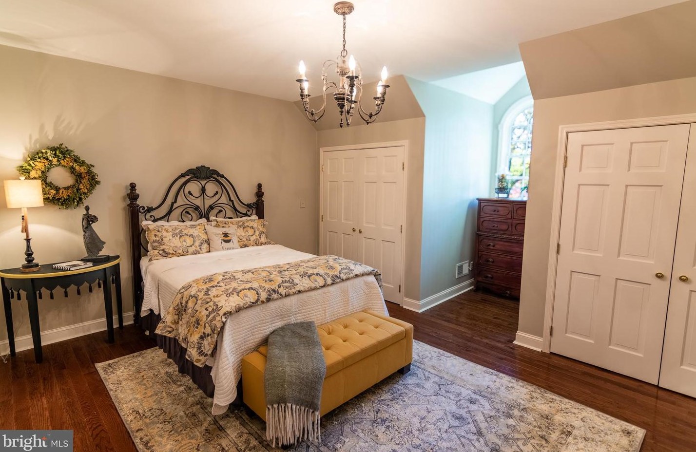 1215 Old Mill Rd, Reading PA  19610-2830 exterior