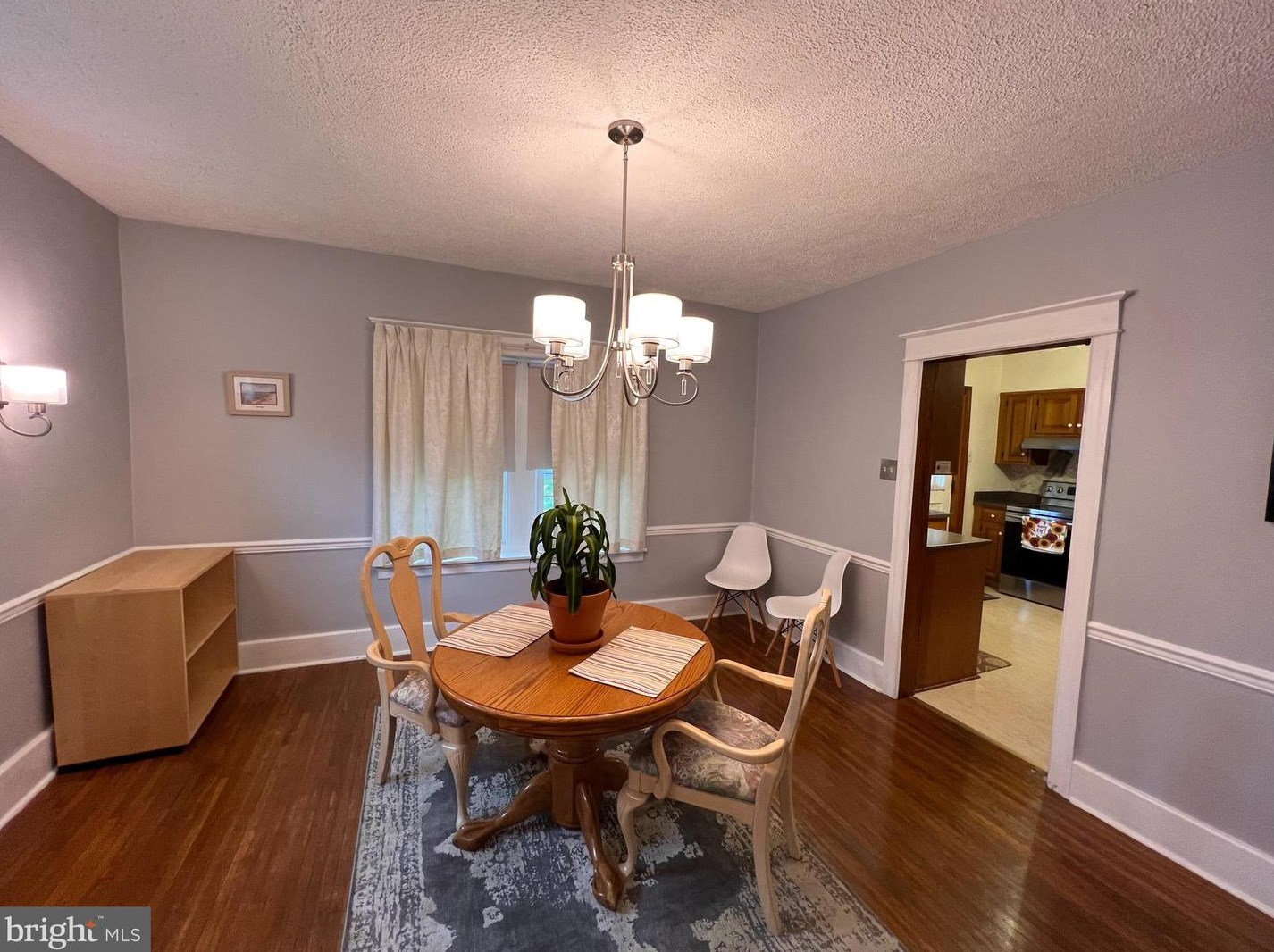 121 Park Rd, Reading PA  19610-3015 exterior