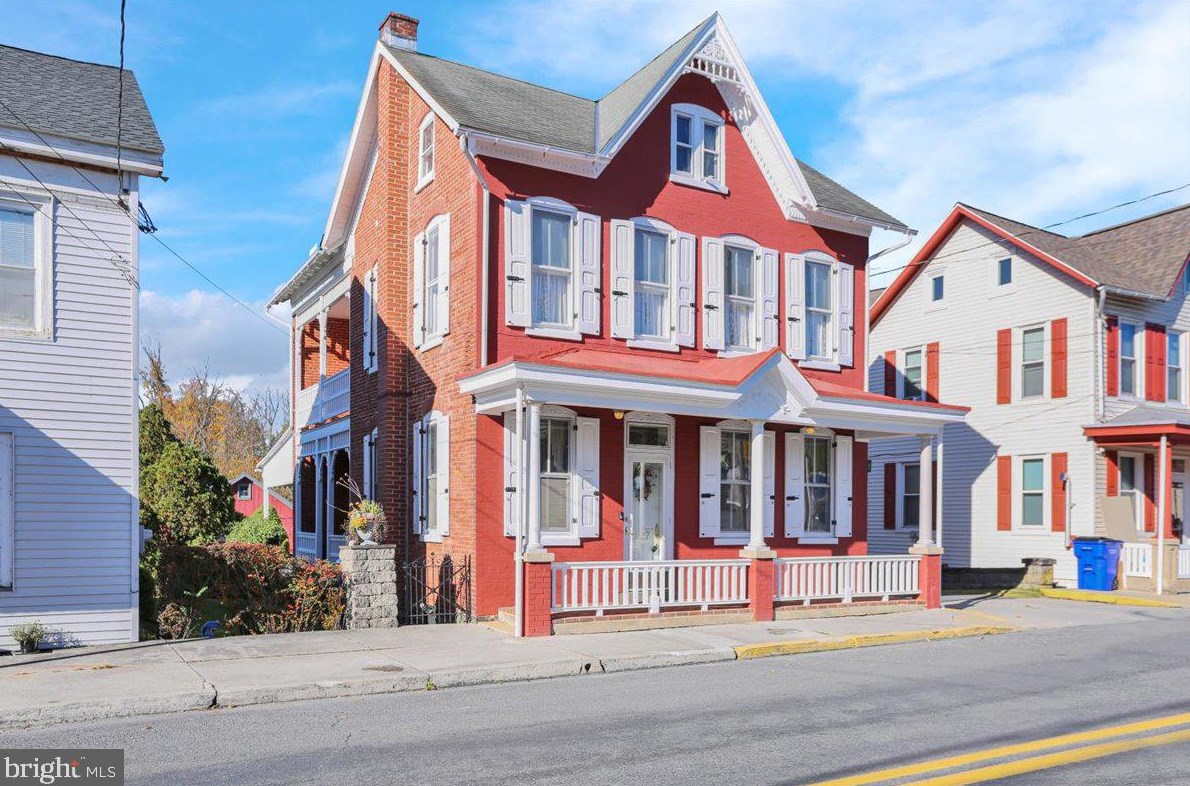 2127 Main St, Centre, PA 19541