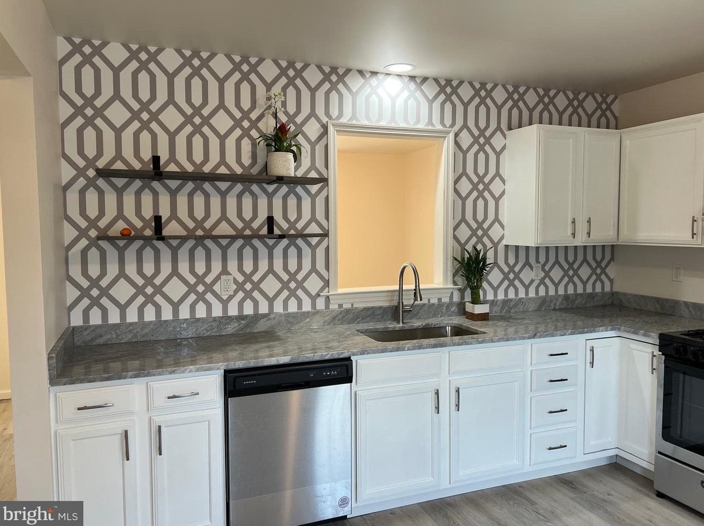 84 Winchester Ct, Reading, PA 19606