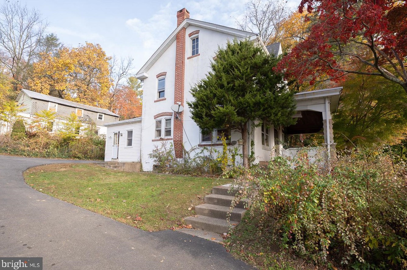 2282 Old Rte 100, Dale, PA 19504