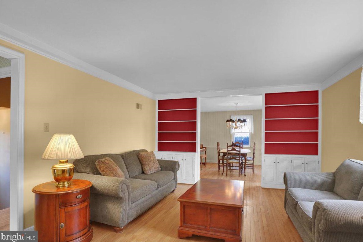 1123 Albright Ave, Reading, PA 19610-2213