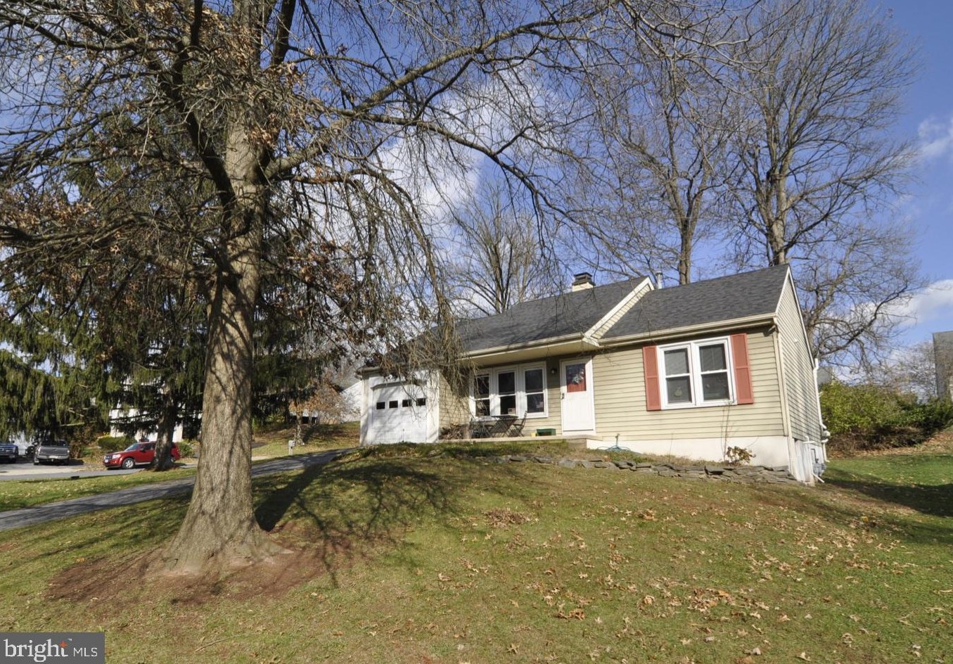 4474 Heron Dr, Reading, PA 19606-3549