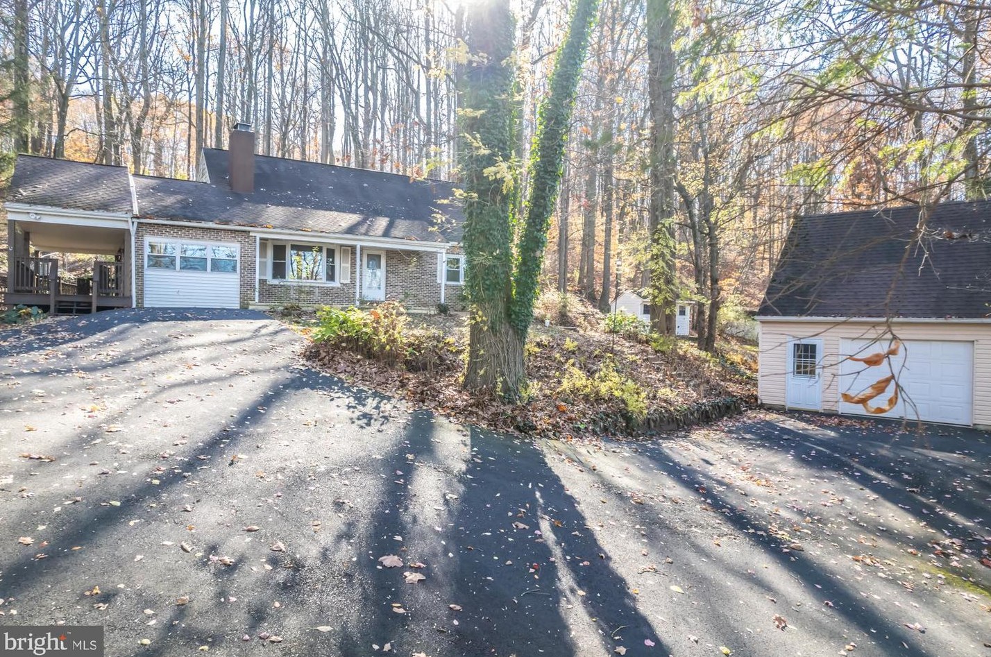 46 Clinton Dr, Hummels Store, PA 19540-8032