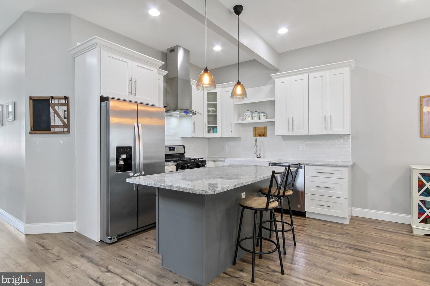 6 Beverly Ave, Reading PA  19607-1141 exterior