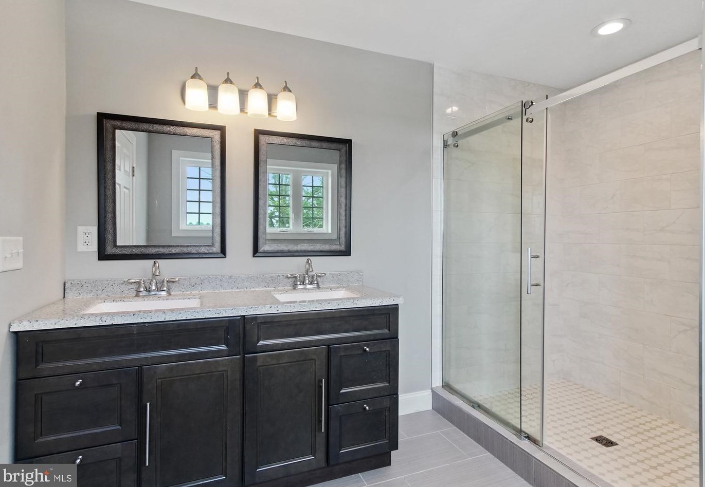 6 Beverly Ave, Reading PA  19607-1141 exterior