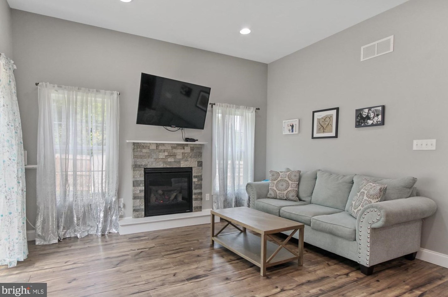 6 Beverly Ave, Reading PA  19607-1141 exterior