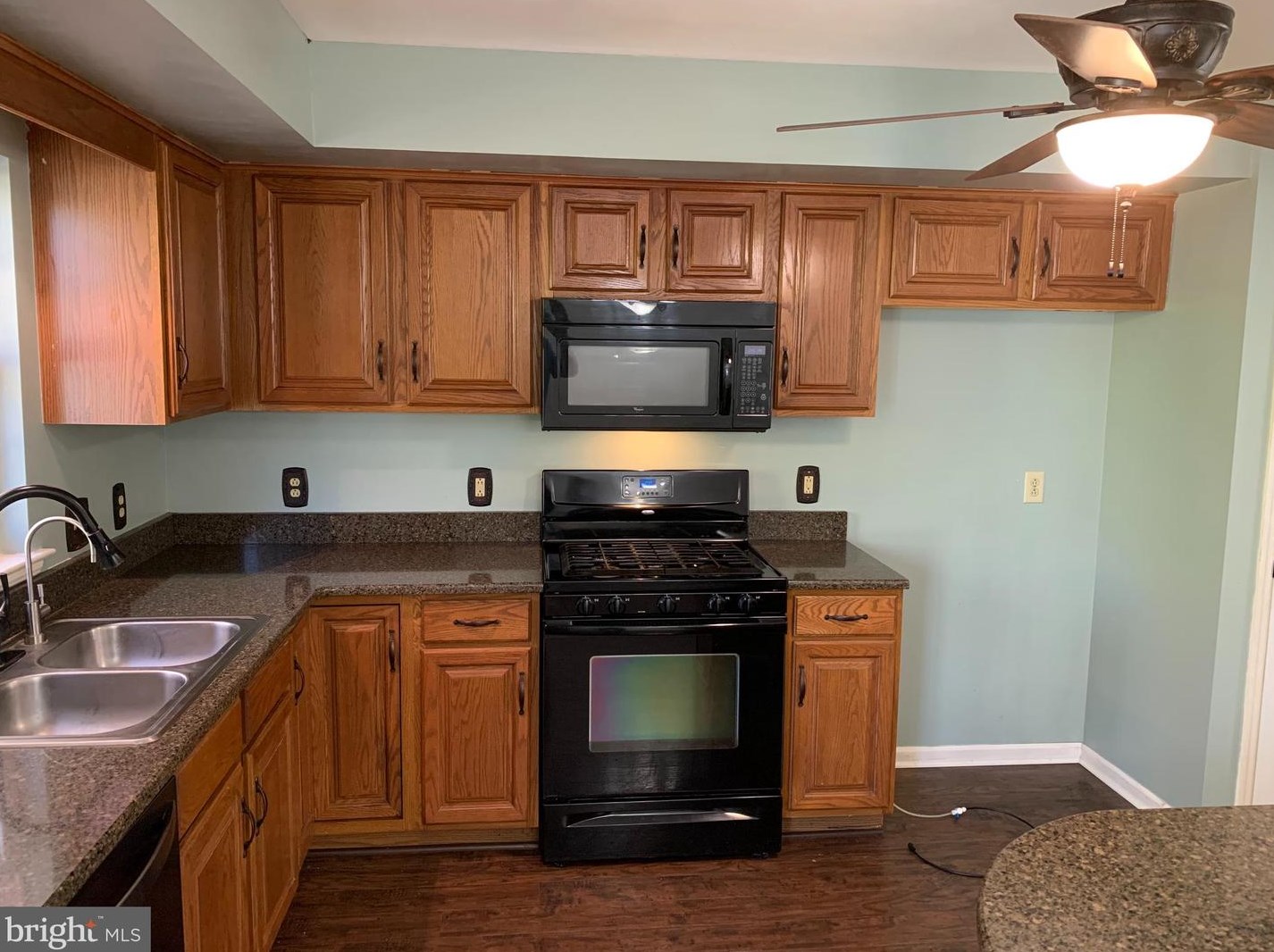 4377 Sutton Cir, Reading, PA 19606-8916