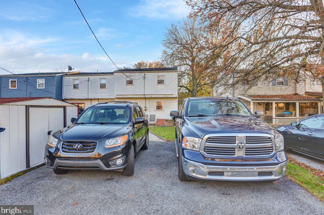 2611 Girard Ave, Reading PA  19609-1813 exterior