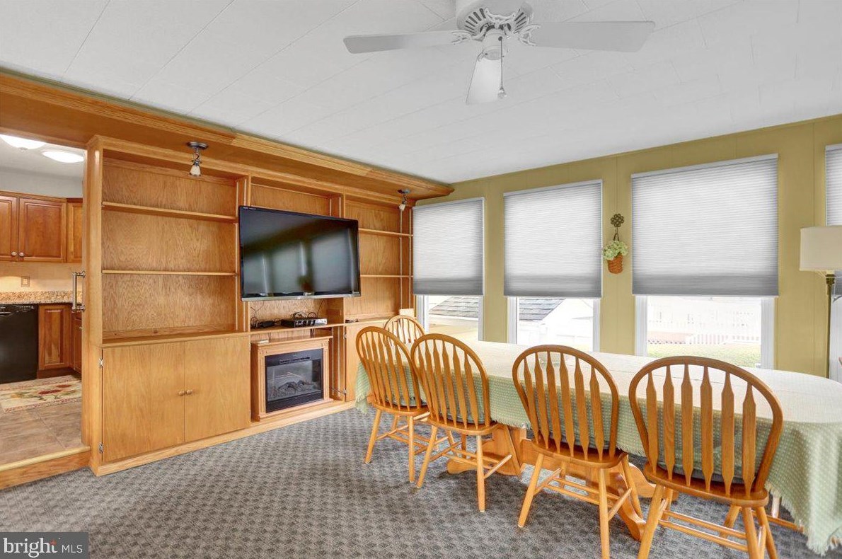 8 Cherrywood Rd, Reading PA  exterior