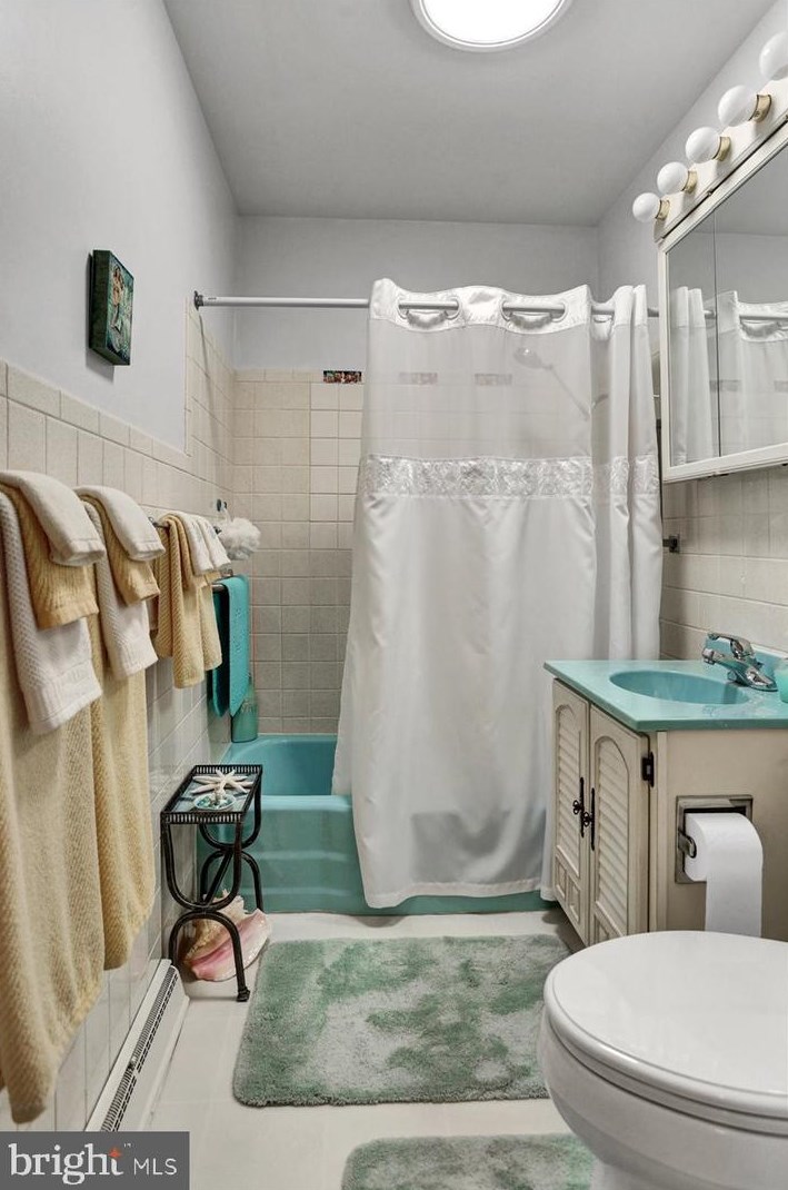 8 Cherrywood Rd, Reading PA  exterior