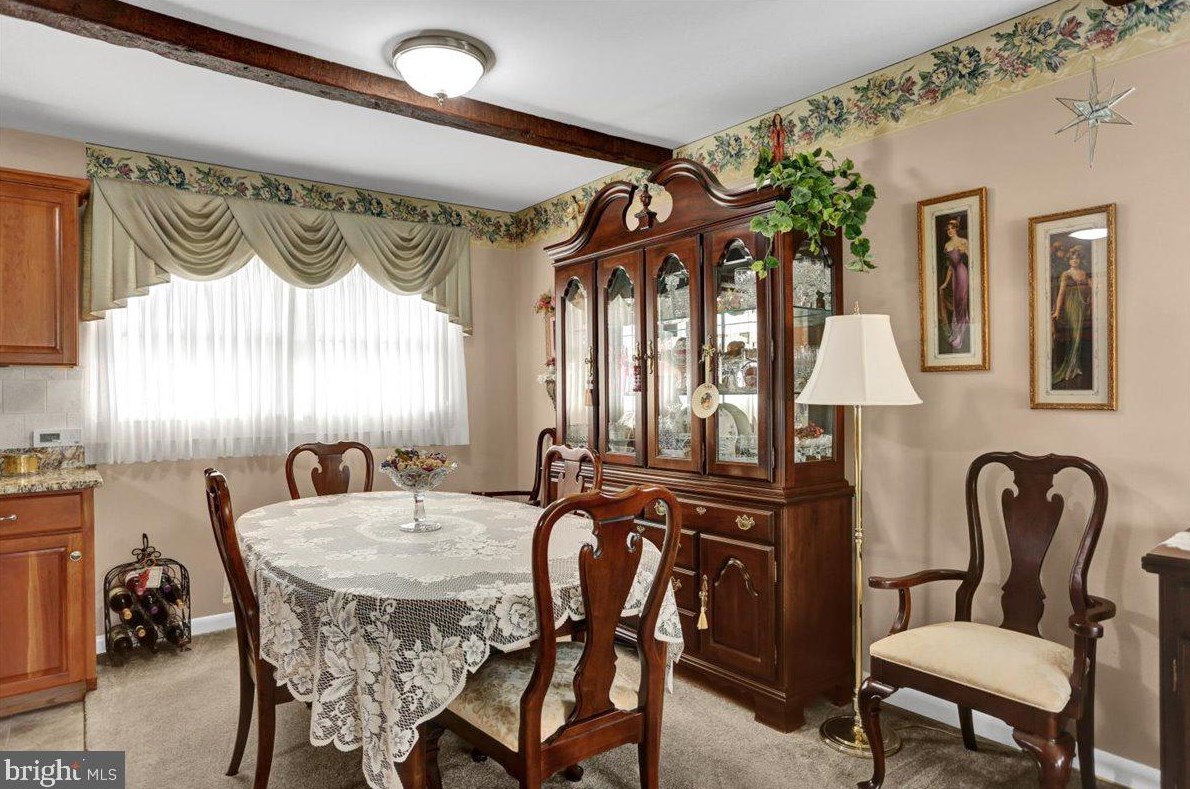 8 Cherrywood Rd, Reading PA  exterior