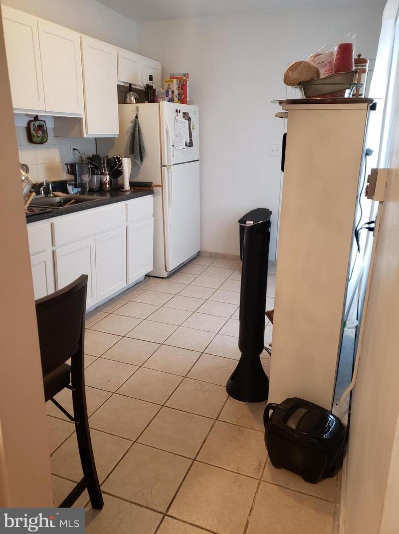 1254 Buttonwood St, Reading, PA 19604