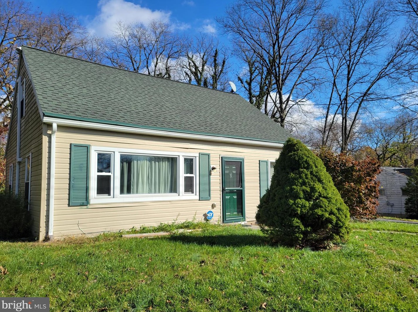 2109 Cullum Dr, Reading, PA 19601-1127