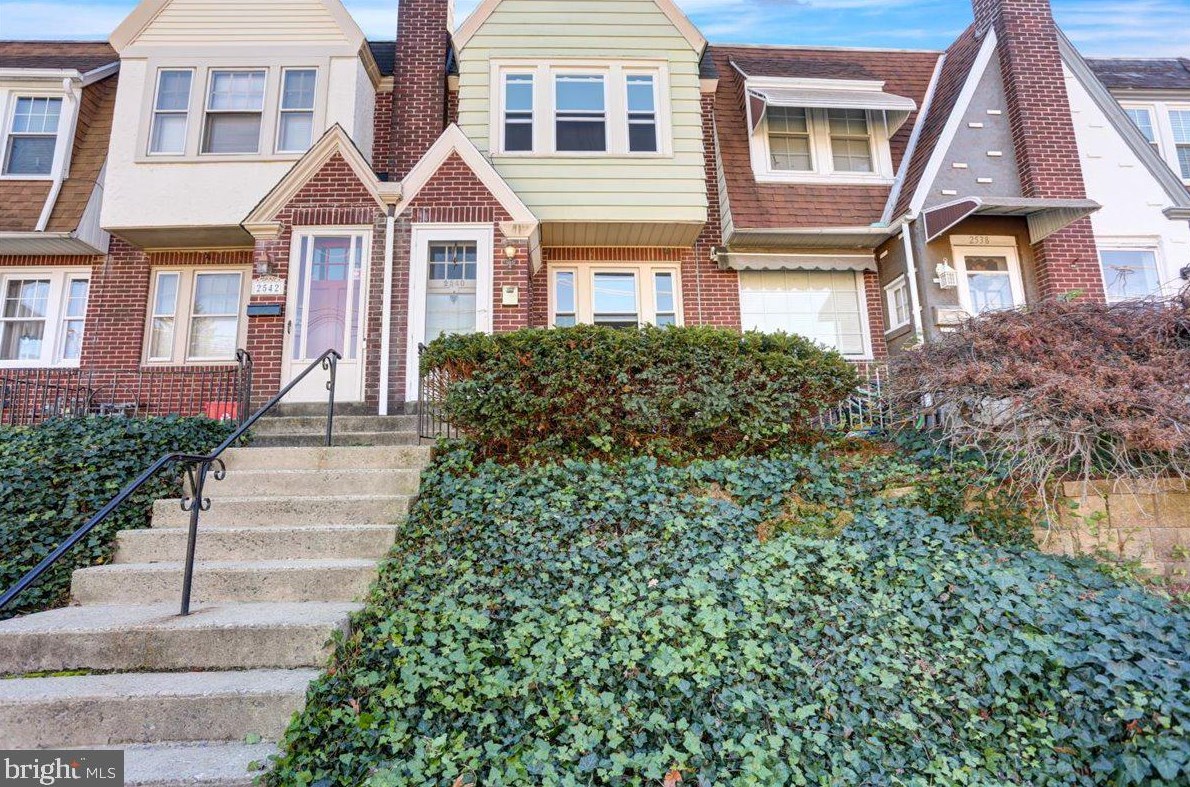 2540 Grant St, Reading, PA 19606