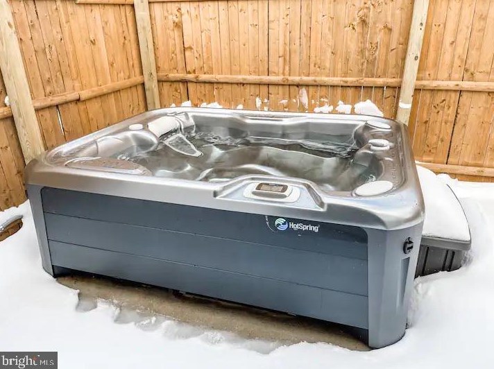 2113 Bernville Rd, Reading PA  19601-1182 exterior