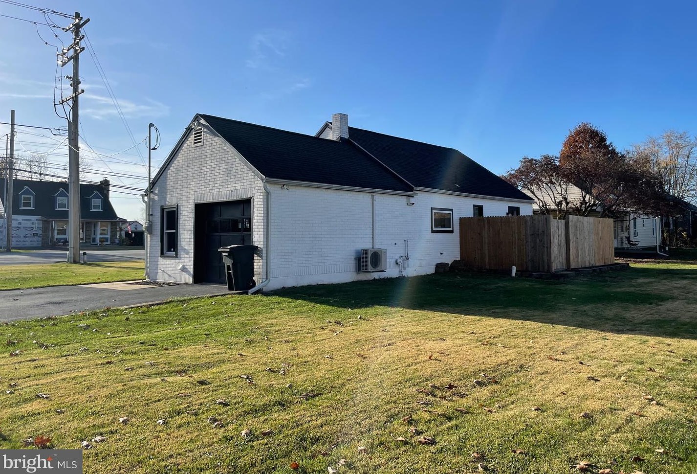 2113 Bernville Rd, Reading PA  19601-1182 exterior