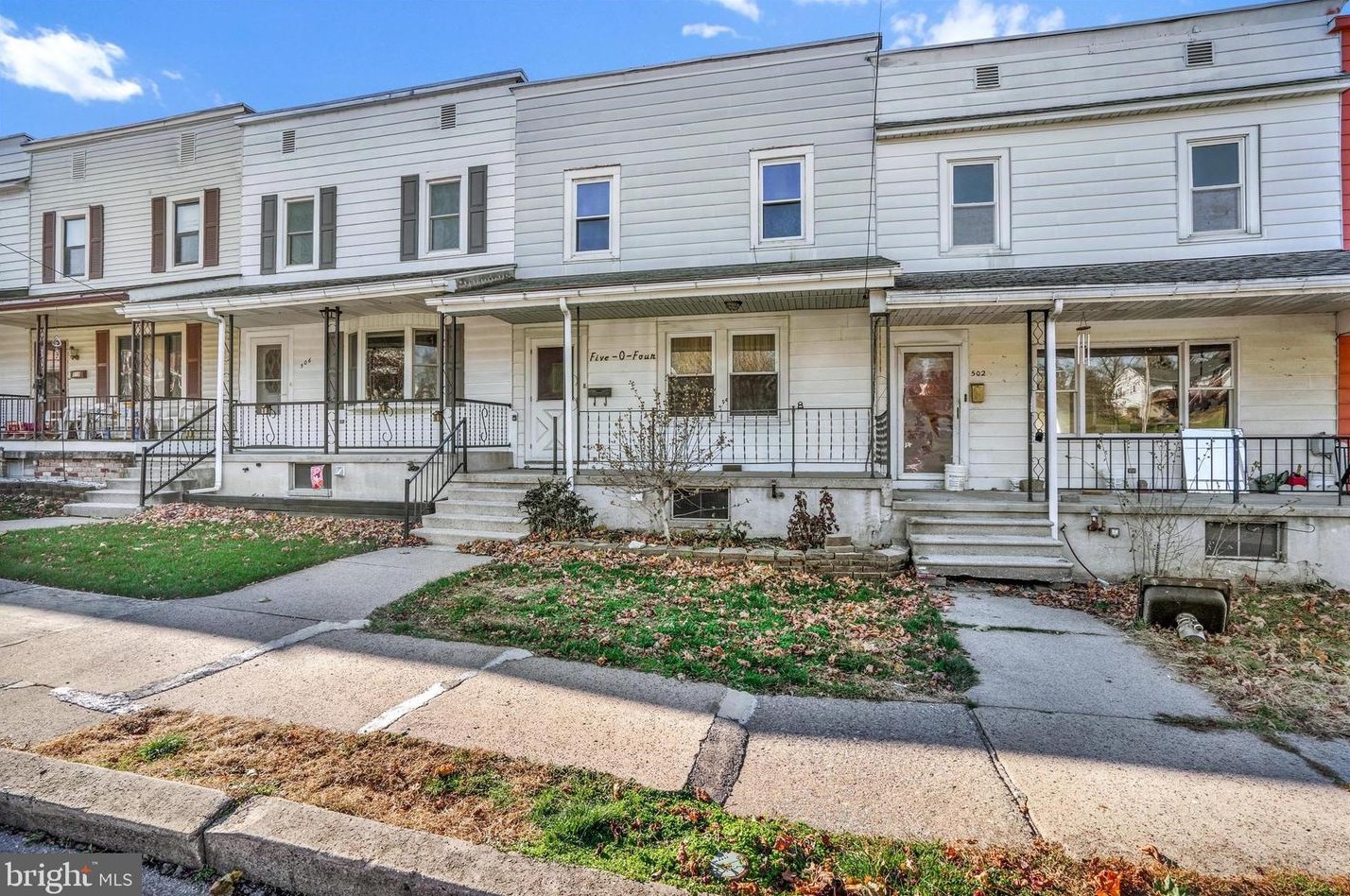 504 S 5th St, Moselem, PA 19526