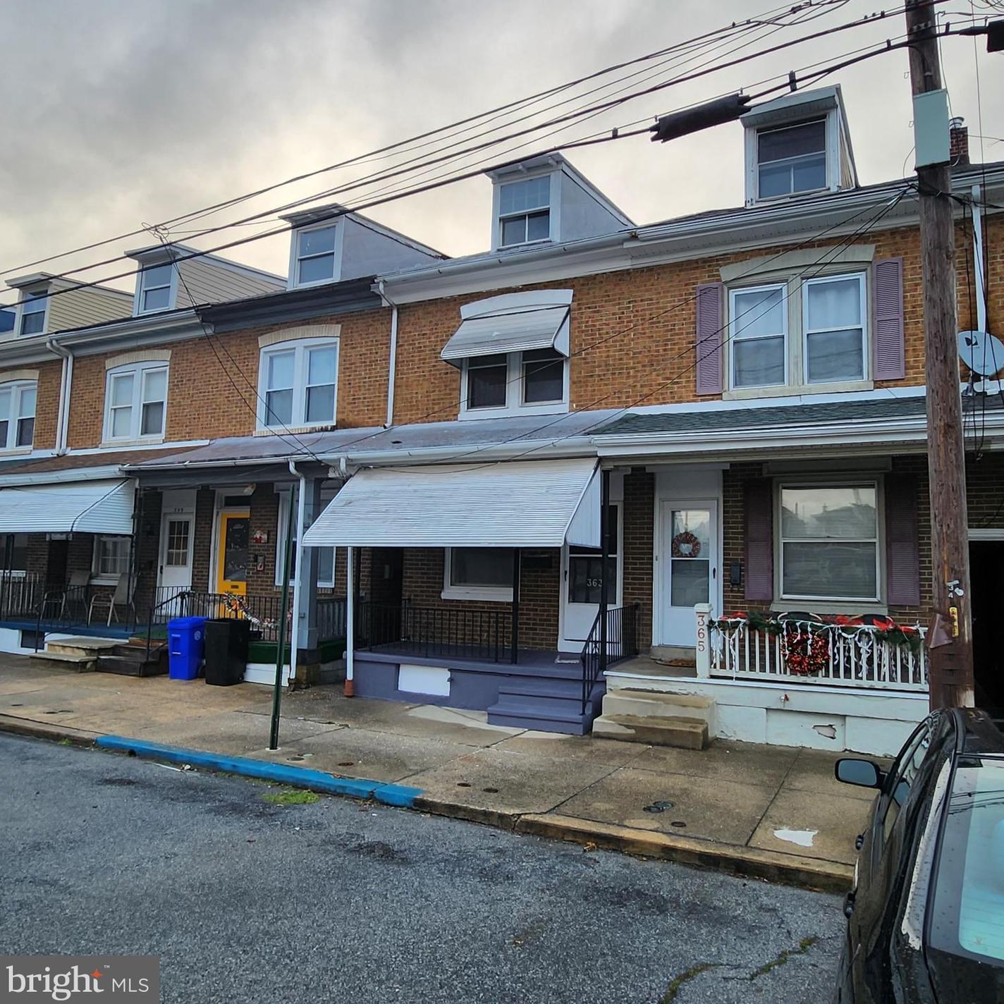 363 Hazel St, Reading, PA 19611-2054