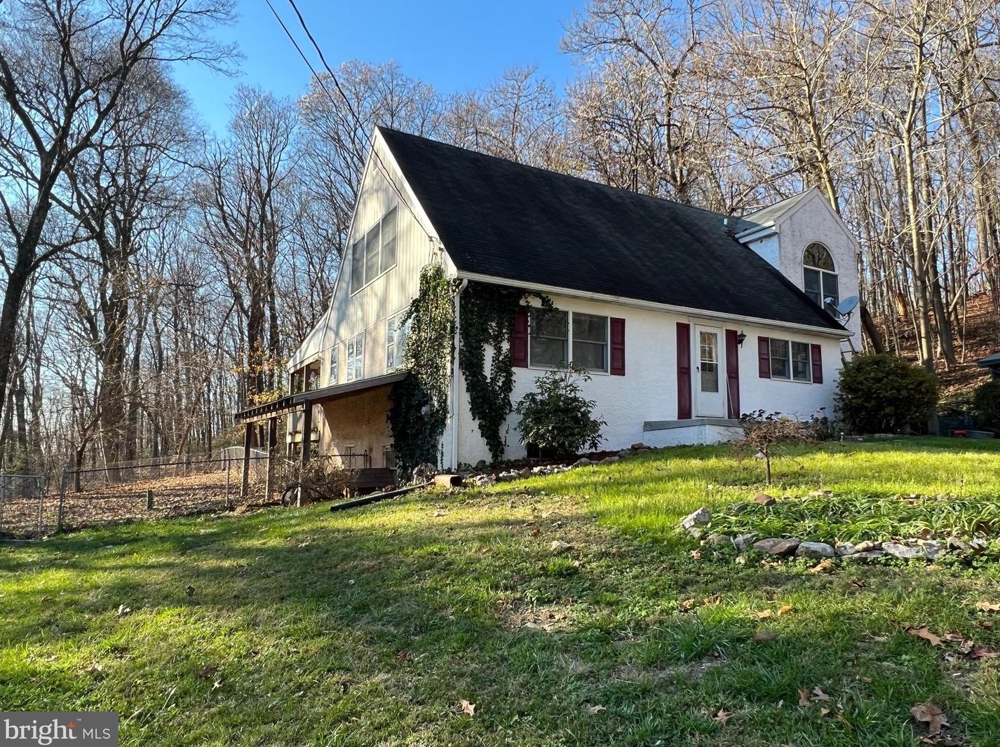 474 N Sunrise Ln, Spangsville, PA 19512