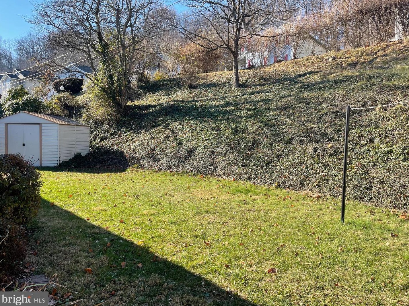 302 Hl Ave, Reading PA 19606-1529 exterior