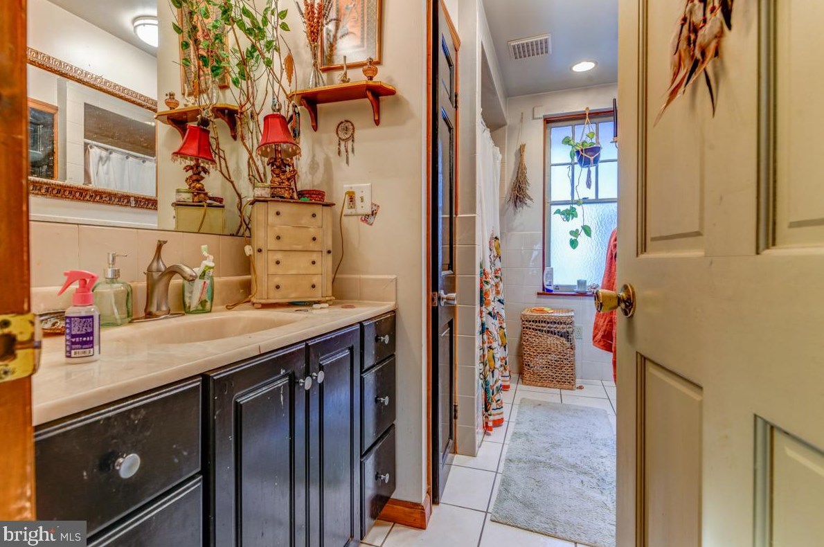 610 5 St, Reading PA  19601-2311 exterior