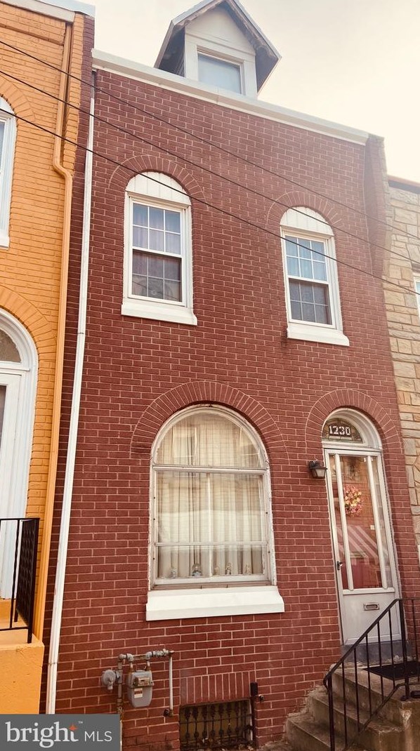 1230 Fidelity St, Reading, PA 19604-2930