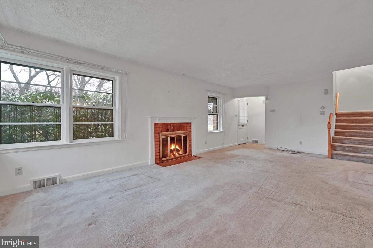 812 Byram St, Reading, PA 19606-1446