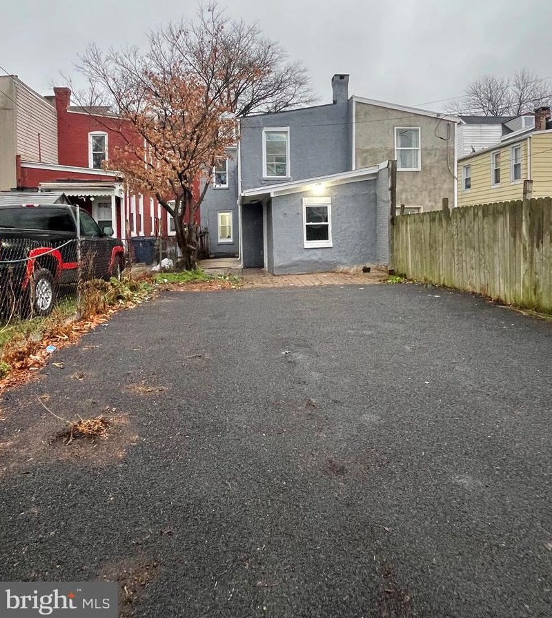 426 7th St, Reading PA  19602-2413 exterior