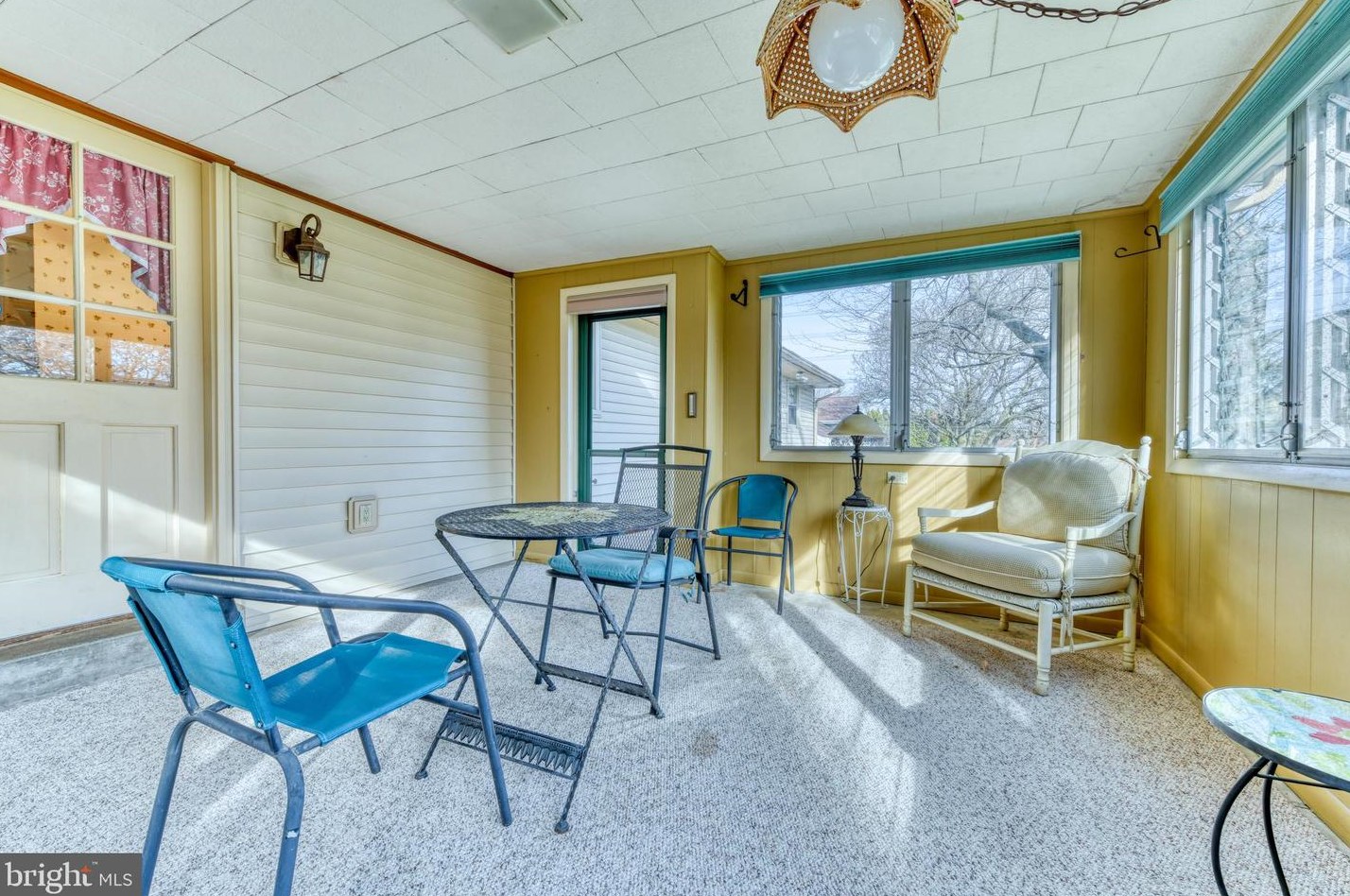 3016 Merritt Pkwy, Reading PA  19608-1014 exterior