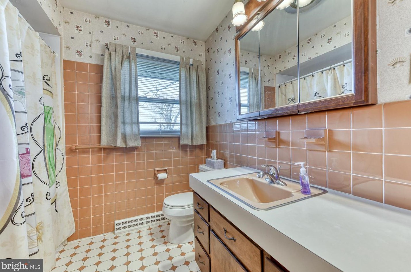 3016 Merritt Pkwy, Reading PA  19608-1014 exterior