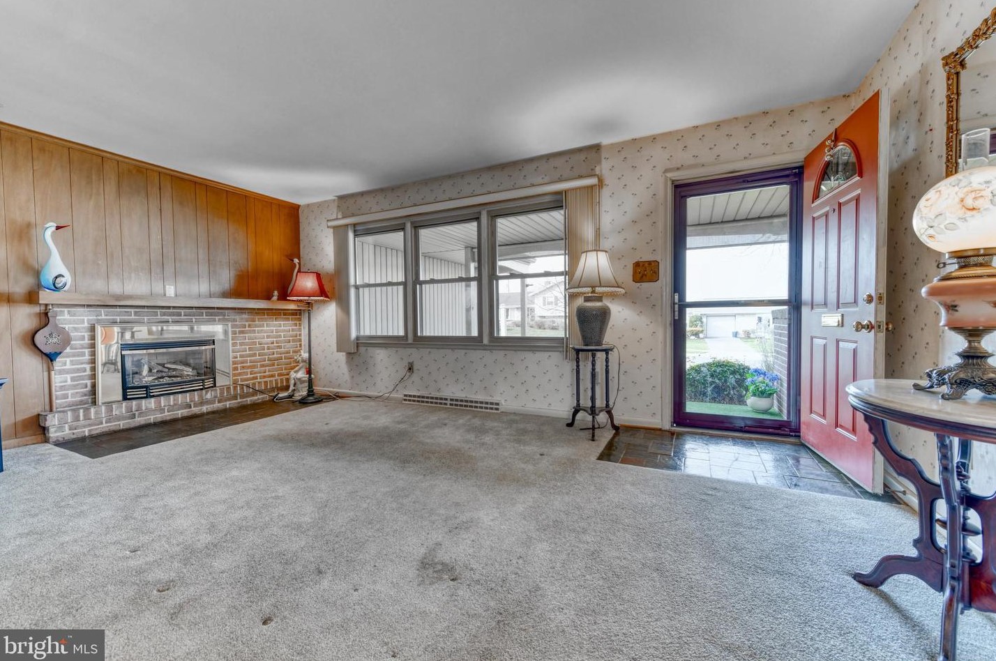 3016 Merritt Pkwy, Reading PA  19608-1014 exterior