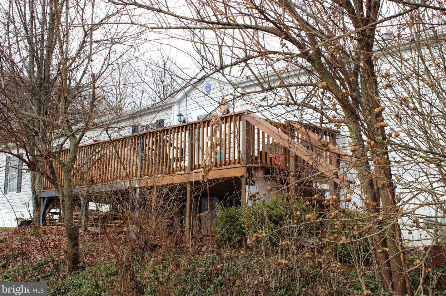 913 3rd St Ext, Moselem, PA 19526