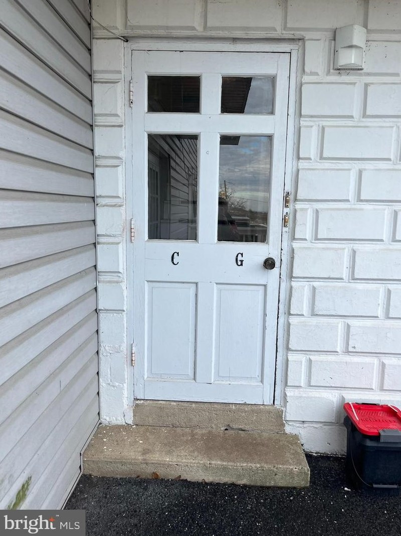 34 Broad St, Reading PA  19607-2714 exterior