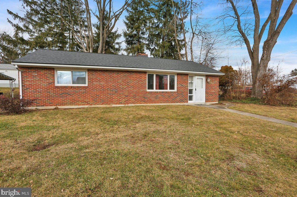 2001 Cleveland Ave, Reading, PA 19609-2003