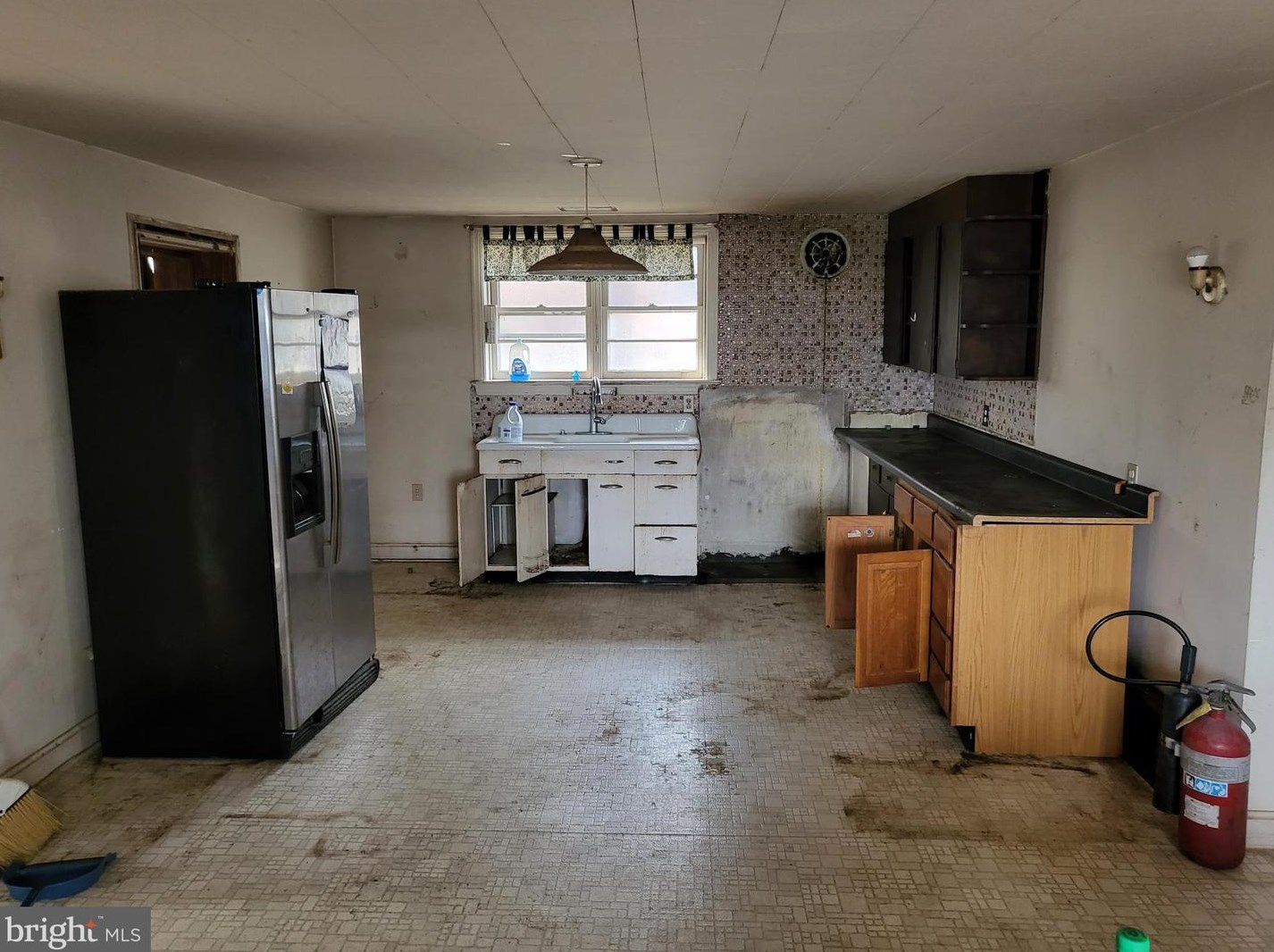 136 Dries Rd, Reading PA  19605-9239 exterior