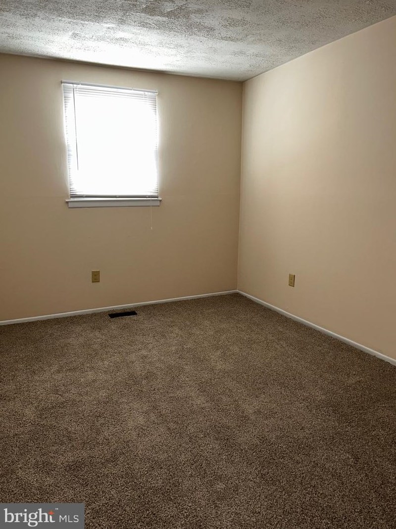 1029 Deer Run, Reading PA  19606-1126 exterior