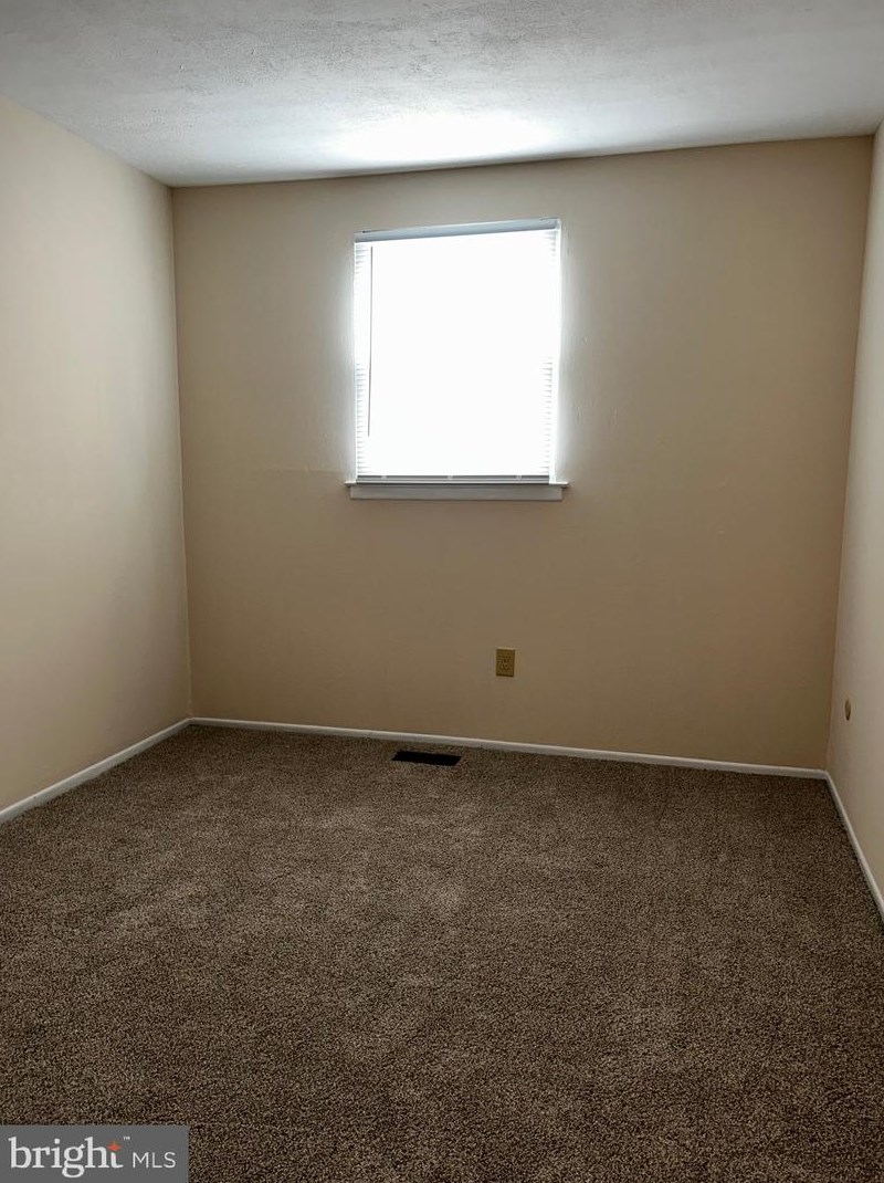 1029 Deer Run, Reading PA  19606-1126 exterior